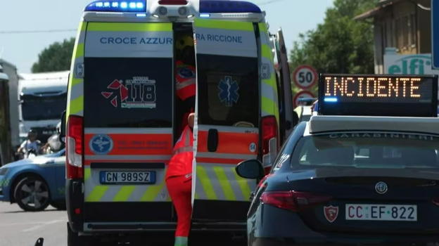 Tremendo incidente poco fa, perde la vita ragazza giovanissima e..