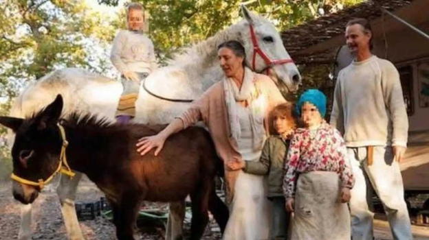 Famiglia nel bosco, lo hanno fatto i bambini: cambia il loro destino