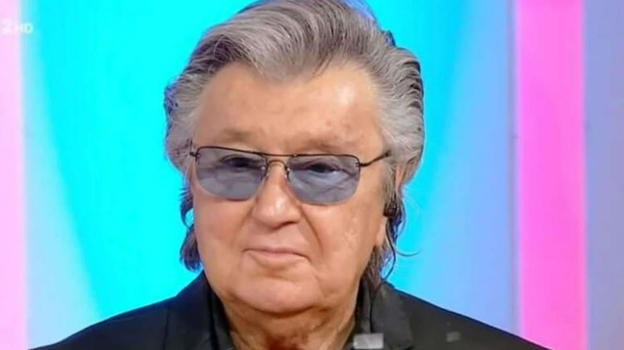 Malore improvviso per Bobby Solo: pubblico e fan sconvolti