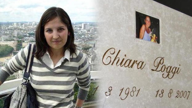 Caso Chiara Poggi, trovato un bigliettino sulla tomba: "Ecco chi è stato a uc*iderla"