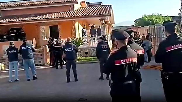 "Ho mal di pancia". Bimba scopre di essere incinta del suo papà