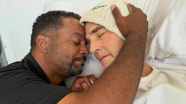 James Van Der Beek e la foto con l’amico pochi istanti prima di spirare