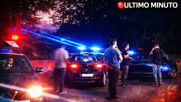 Il corpo del giovanissimo cantante trovato senza vita