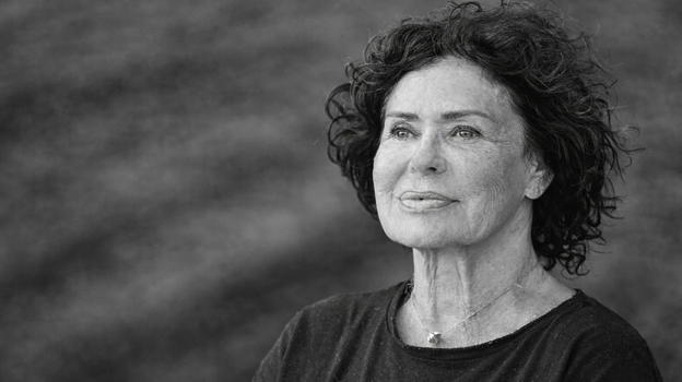 L’annuncio improvviso in tv: "La grande Corinne Clery…"