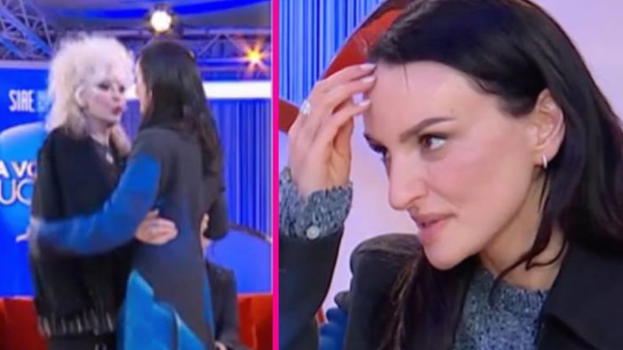 Sanremo 2026, ecco cosa ha detto Donatella Rettore all’orecchio di Arisa