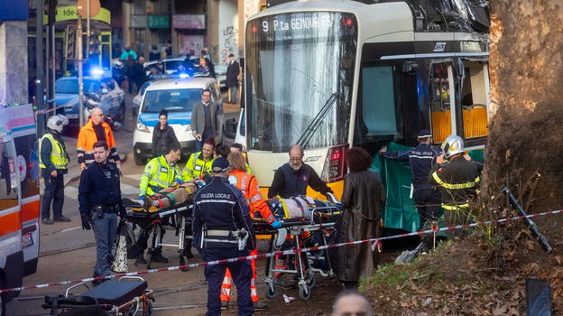 Ecco chi sono i deceduti del deragliamento del tram 9