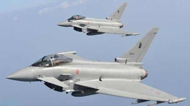 Scontro Iran, colpito l’aeroporto internazionale: sale la paura