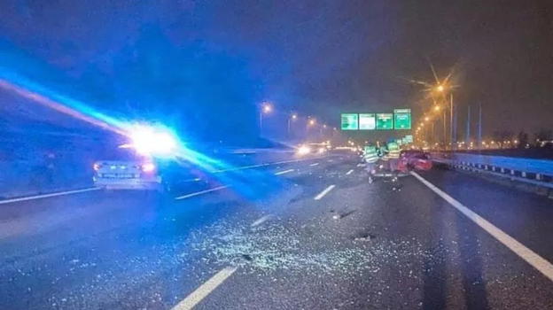 Scontro tra mezzi, deceduti e coinvolti: circolazione bloccata