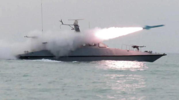 Iran, colpita nave Inglese poco fa: tensione alle stelle