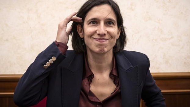 Sapete che lavoro faceva la Elly Schlein prima di entrare in politica?