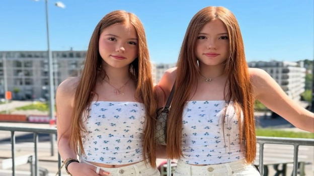 Gemelle trovate senza vita sul divano di casa