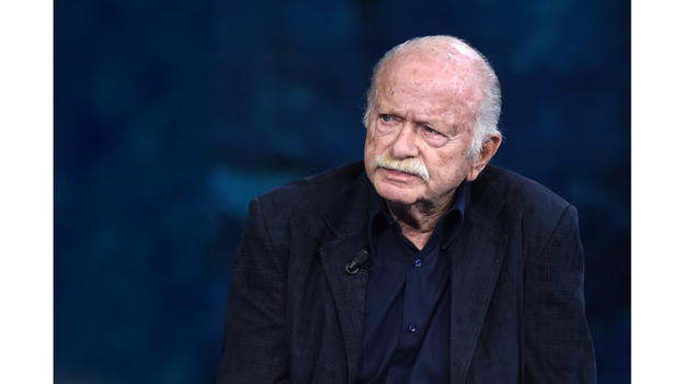 Aneurisma dell’aorta addominale, la patologia che ha colpito Gino Paoli: ecco i sintomi