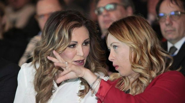 Daniela Santanchè si è dimessa e vuota il sacco su Giorgia Meloni: "Cara…