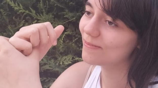 Italia, esce da casa per andare a scuola ma scompare nel nulla. Si cerca Elena, ha 14 anni