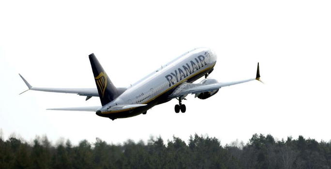 Ryanair cancella i voli: ecco tutte le rotte e gli aeroporti interessati