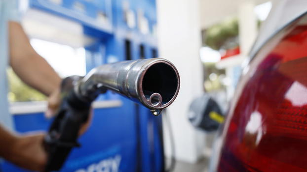 Carburanti, niente da fare: è appena arrivata la tremenda notizia