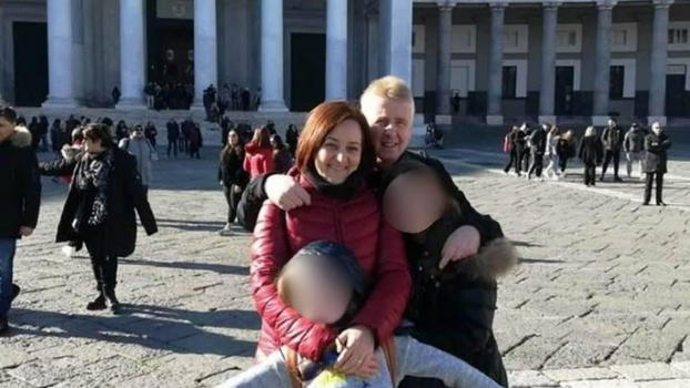 Mamma e figlia avvelenate con la ricina, la svolta poco fa: anche il padre…