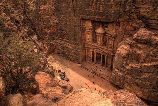 Petra, la "città rosa del deserto": meta obbligata della Giordania