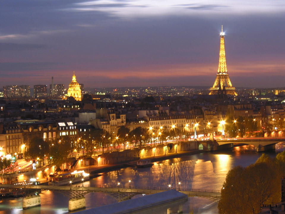 Cosa fare a Parigi di sera