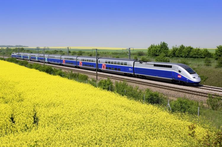 Treni per Parigi