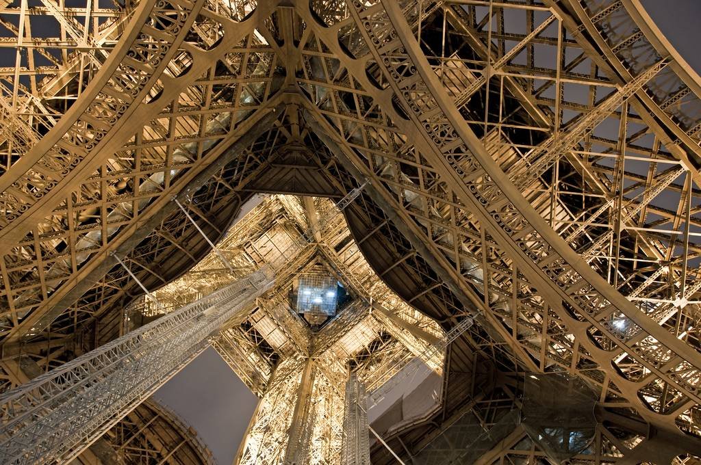 La-Tour-Eiffel-di-Parigi