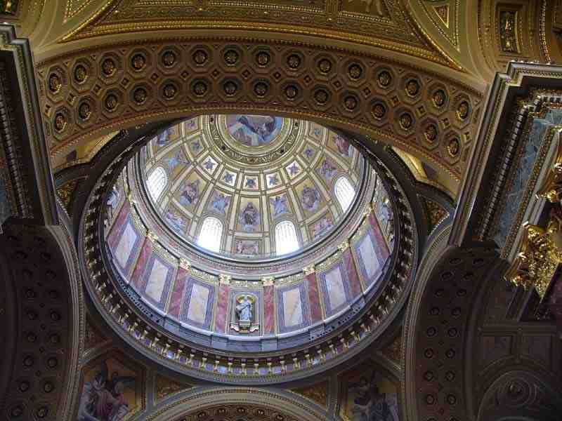 cupola-basilica-santo-stefano-budapest