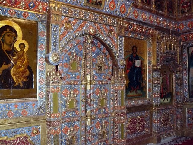dipinti bizantini all'interno della cattedrale di san basilio