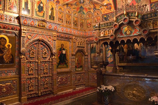 interno della cattedrale di san basilio