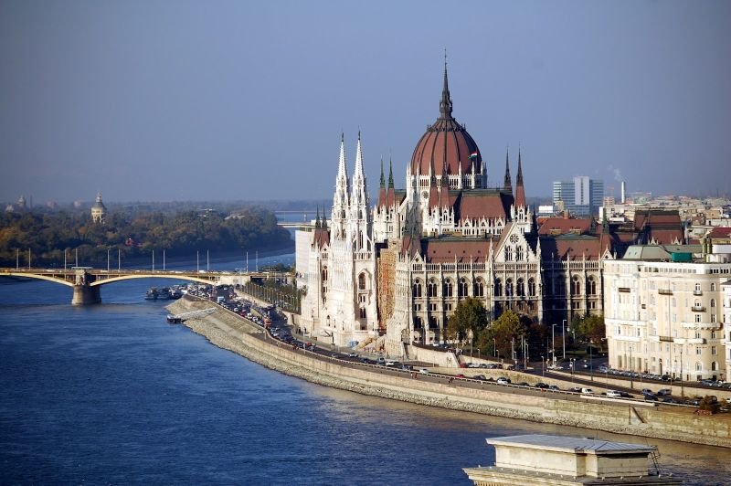 parlamento-budapest-danubio