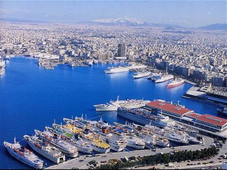 Porto del Pireo ad Atene