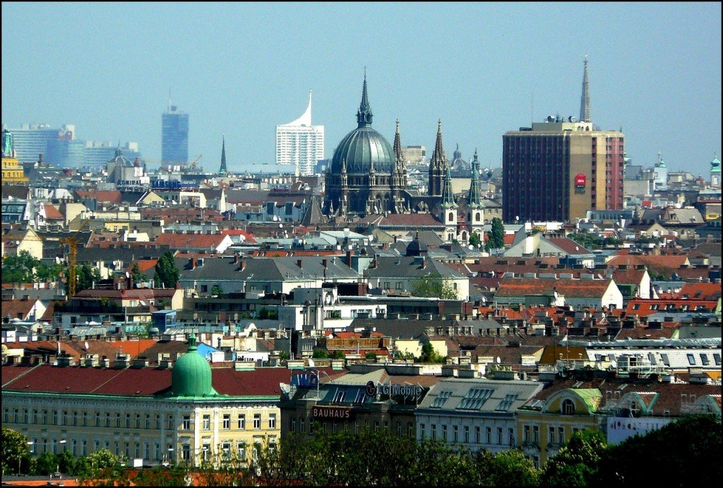 Lo skyline di Vienna, fra palazzi antichi e moderni