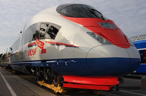 Un treno ad alta velocità delle ferrovie russe