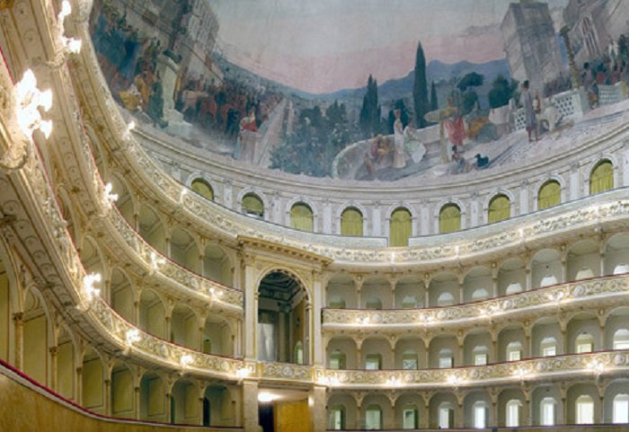 Teatro Flavio Vespasiano