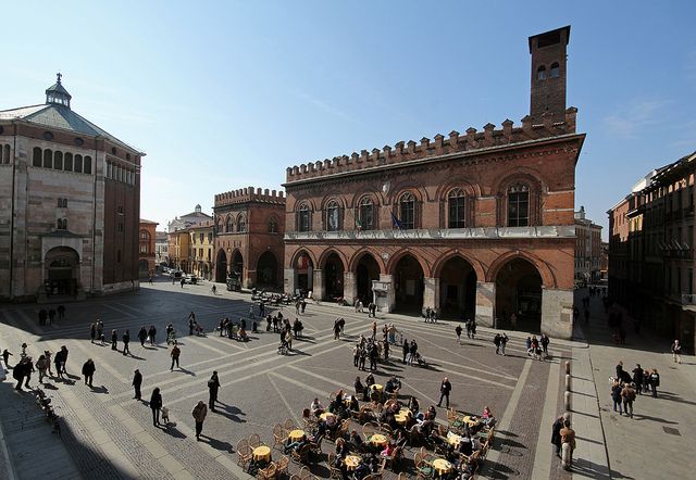 Piazza del Comune a Cremona
