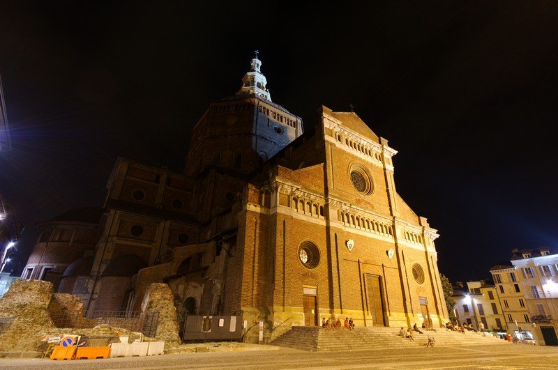 Cattedrale-Santo-Stefano-Santa-Maria-assunta-Pavia-