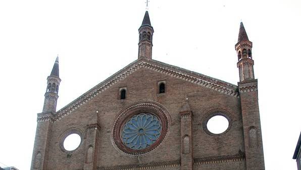 La facciata della Basilica di San Francesco