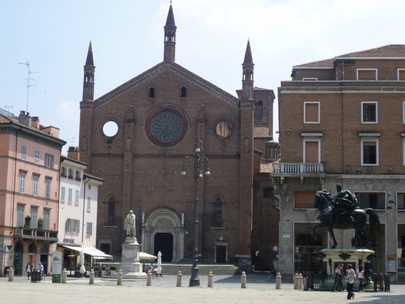 La Basilica di San Francesco a Piacenza