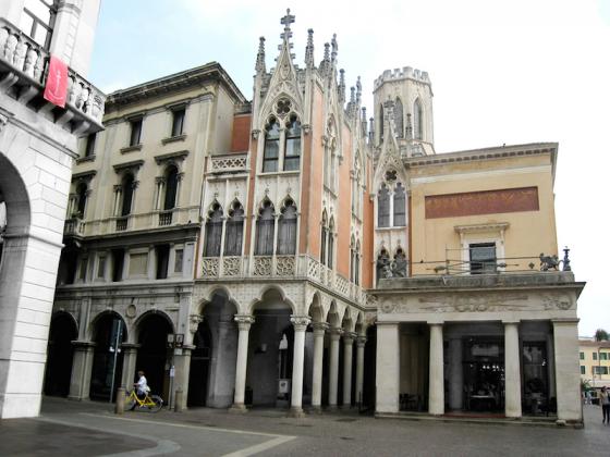 caffe-pedrocchi-padova