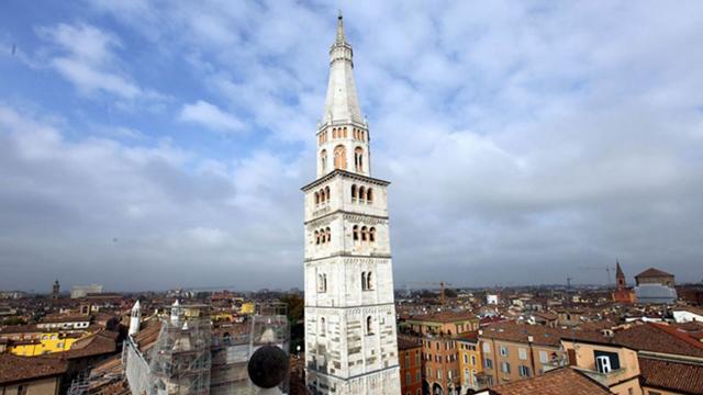 Torre Ghirlandina di Modena