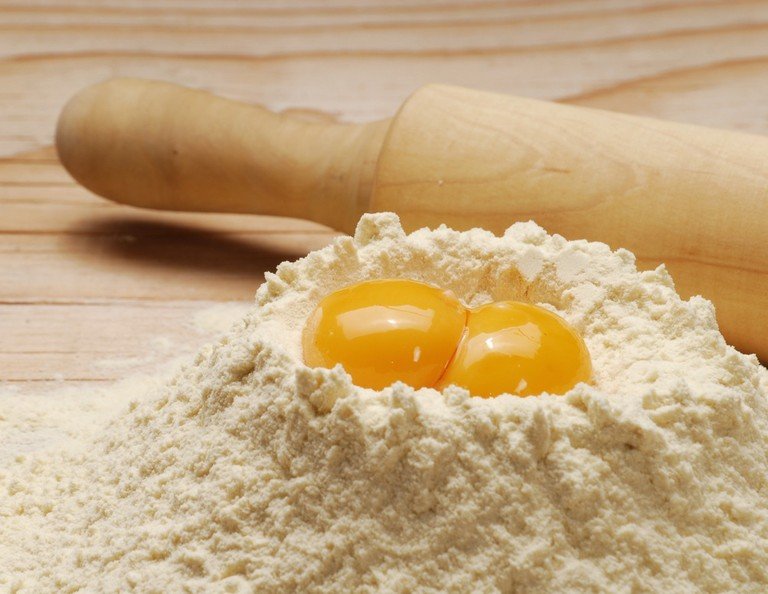 La pasta all'uovo è un elemento centrale della tradizione culinaria bolognese