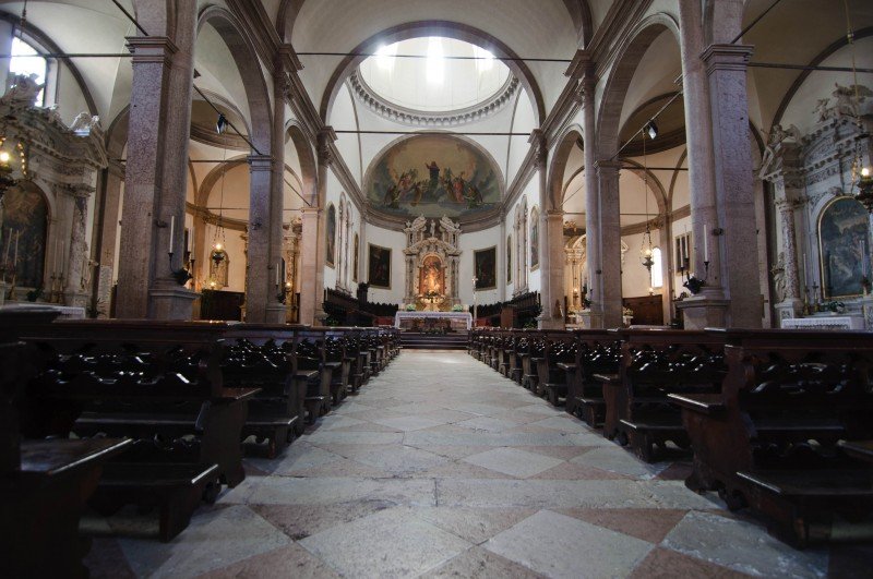 interno-basilica-san-martino-duomo-belluno