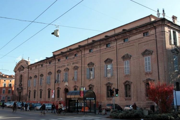 Palazzo dei Musei a Modena