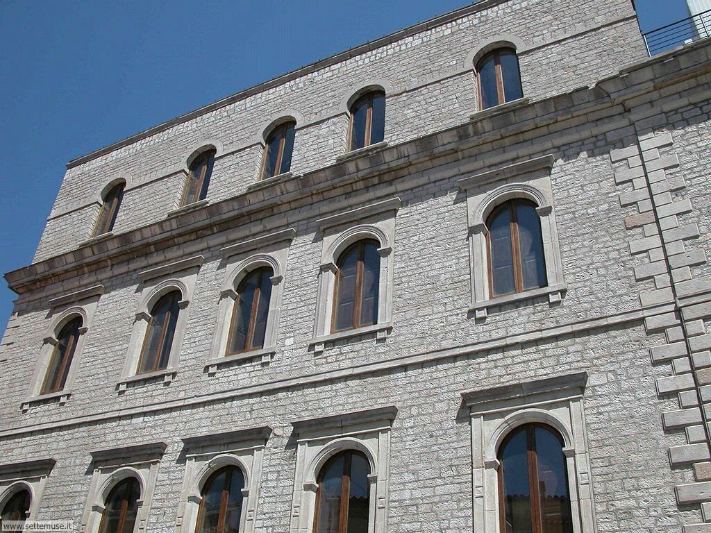 palazzo-loffredi-museo-archeologico