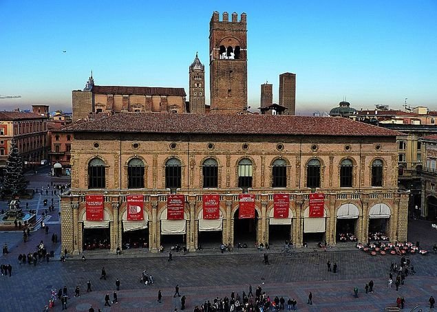 Il palazzo del Podestà di Bologna