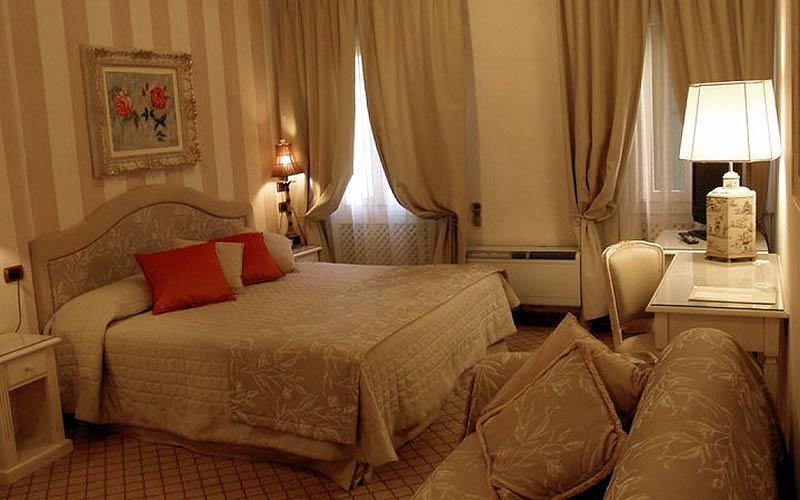 Una camera dell'Hotel San Mamolo