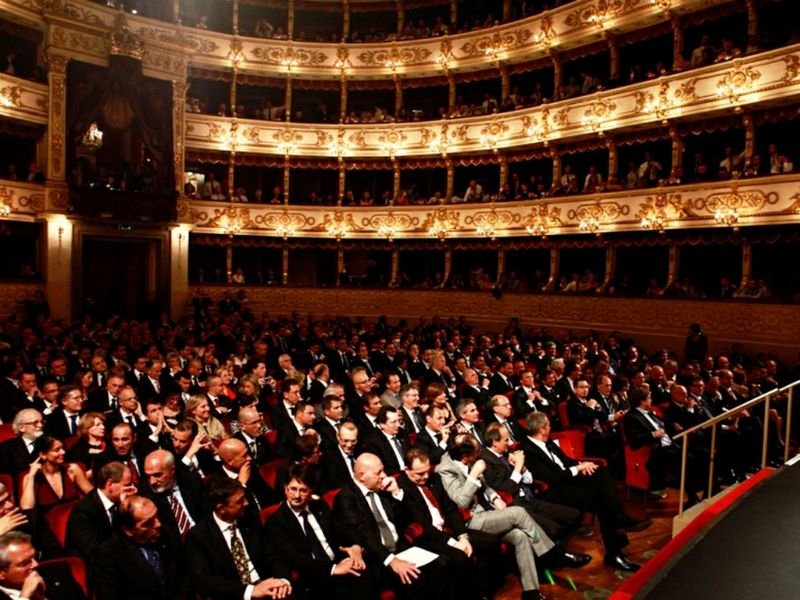 Il Teatro Regio di Parma nel corso di una rappresentazione