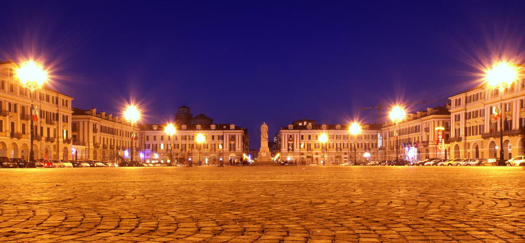 Piazza Duccio Galimberti a Cuneo