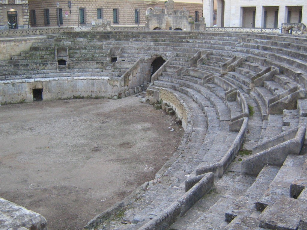 Anfiteatro_romano_Lecce_2