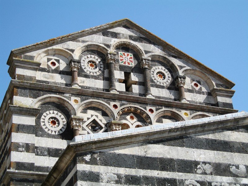 Basilica-di-Saccargia-Sassari