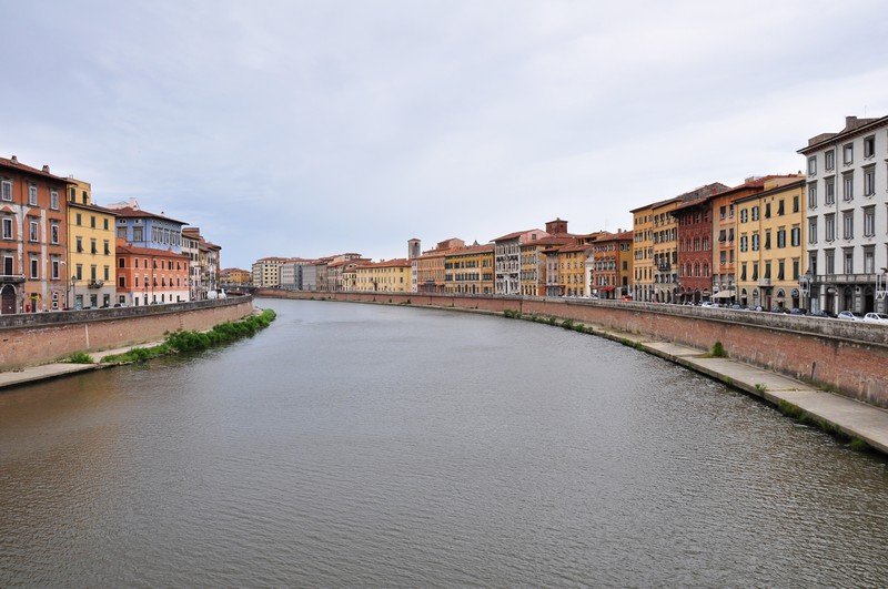 Nel XV secolo, Pisa passò sotto il potere fiorentino e vide grandi opere di valorizzazione della città da parte del potere dei Medici. 
